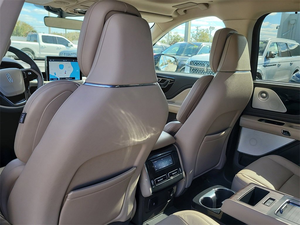 Certified 2021 Lincoln Aviator Grand Touring w/ Equipment Group 302A image 9