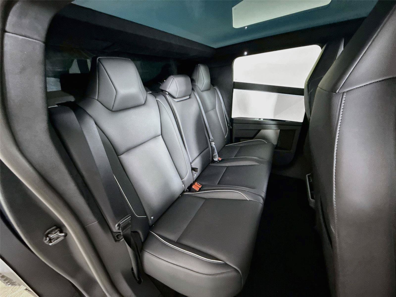Used 2024 Tesla Cybertruck Cyberbeast AWD/4WD image 22