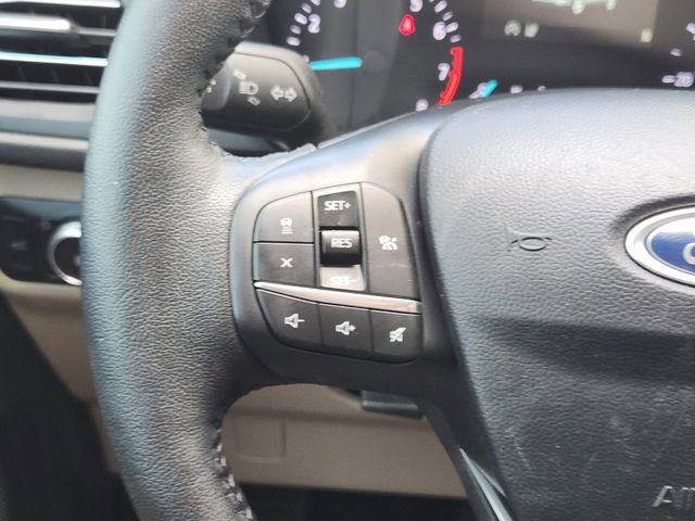 Used 2020 Ford Escape SEL FWD image 30