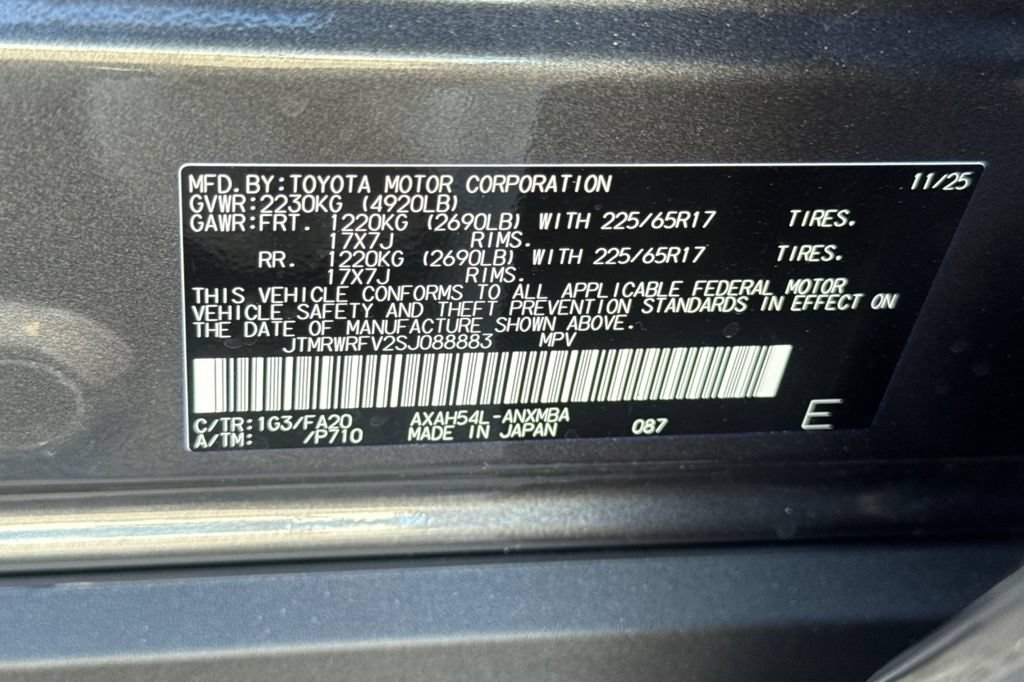 Certified 2025 Toyota RAV4 XLE AWD/4WD image 28