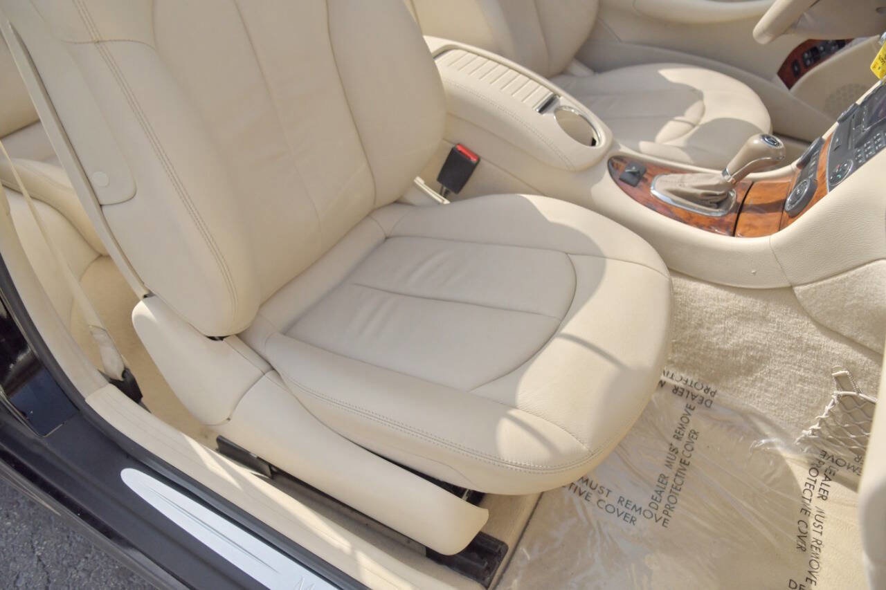 Used 2009 Mercedes-Benz CLK 350 Cabriolet image 36