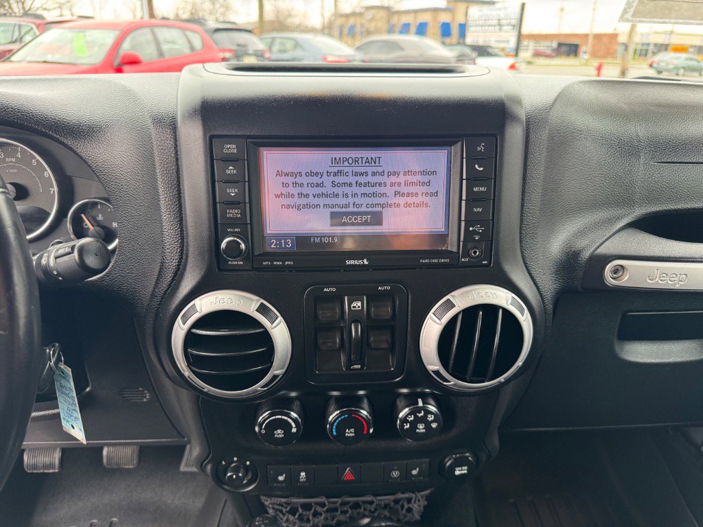 Used 2014 Jeep Wrangler Unlimited Sahara w/ Max Tow Package image 28