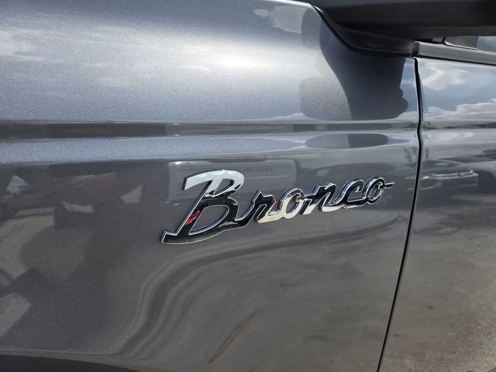 Used 2022 Ford Bronco 4-Door w/ Sasquatch Package image 4