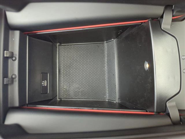 Used 2025 BMW X6 M Competition w/ Executive Package image 18