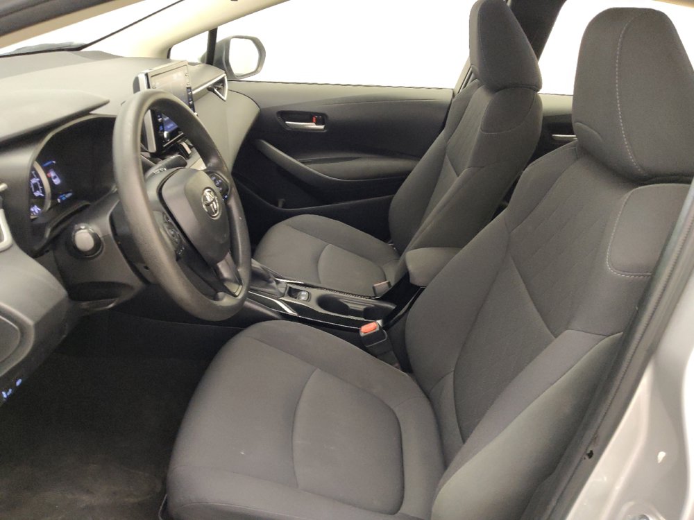 Used 2021 Toyota Corolla LE image 17