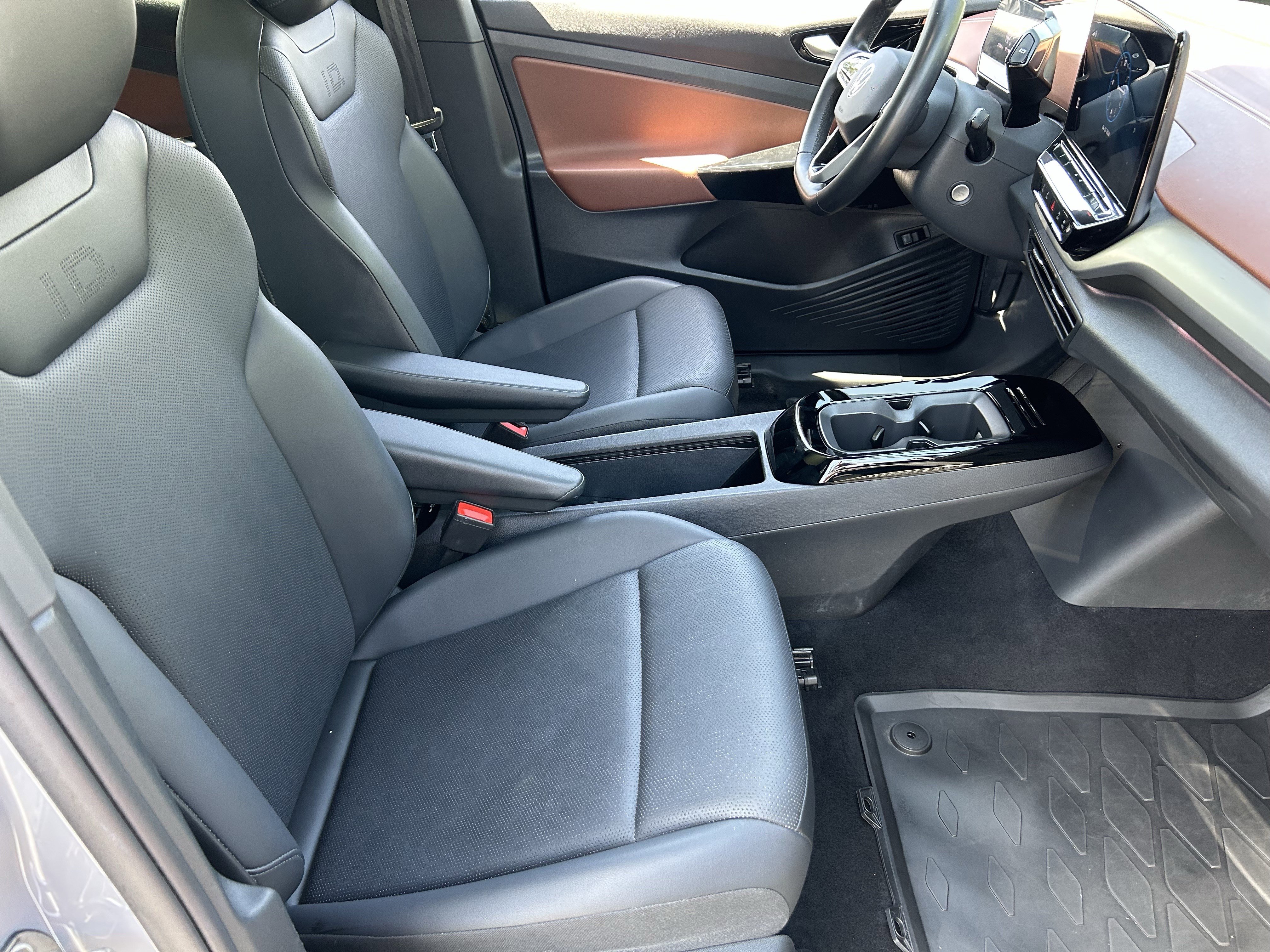 Used 2022 Volkswagen ID.4 Pro S RWD image 9