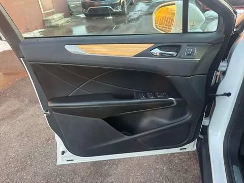 Used 2015 Lincoln MKC AWD w/ Equipment Group 101A Select image 28