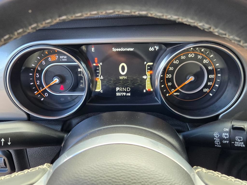 Used 2019 Jeep Wrangler Unlimited Sahara w/ Safety Group AWD/4WD image 24