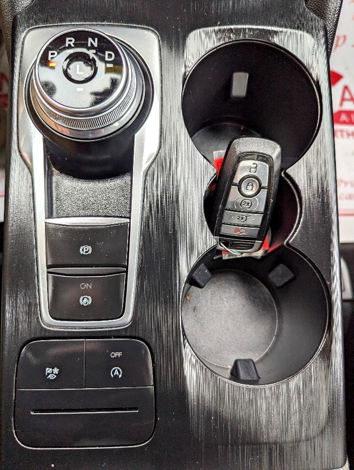 Used 2021 Ford Escape SEL image 26