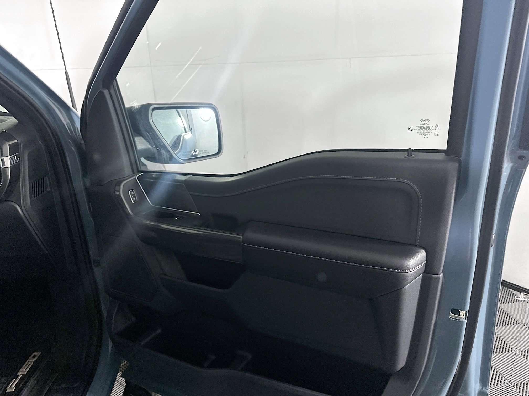 Used 2023 Ford F150 XLT w/ Equipment Group 302A High image 31