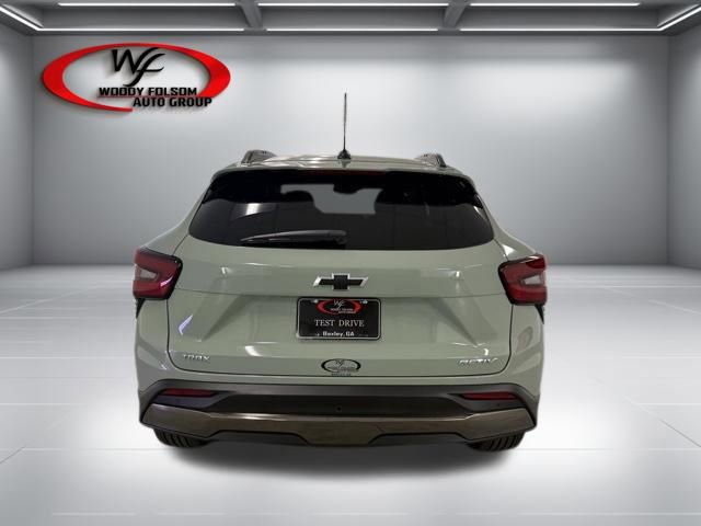New 2026 Chevrolet Trax ACTIV w/ Sunroof Package FWD image 7