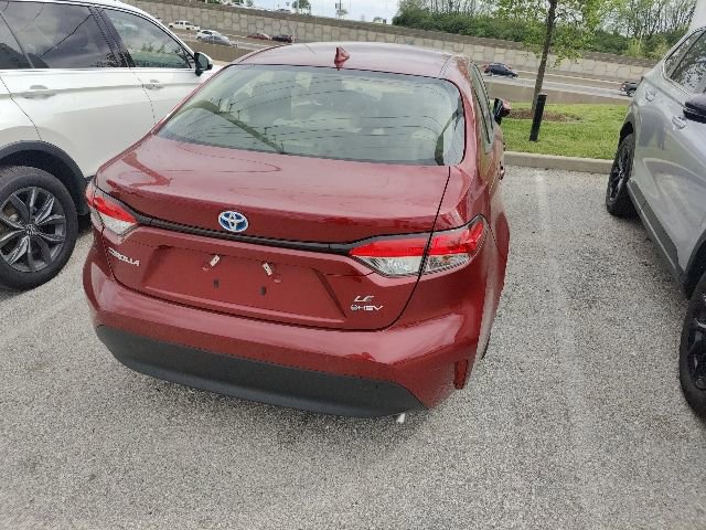 Used 2025 Toyota Corolla LE image 11