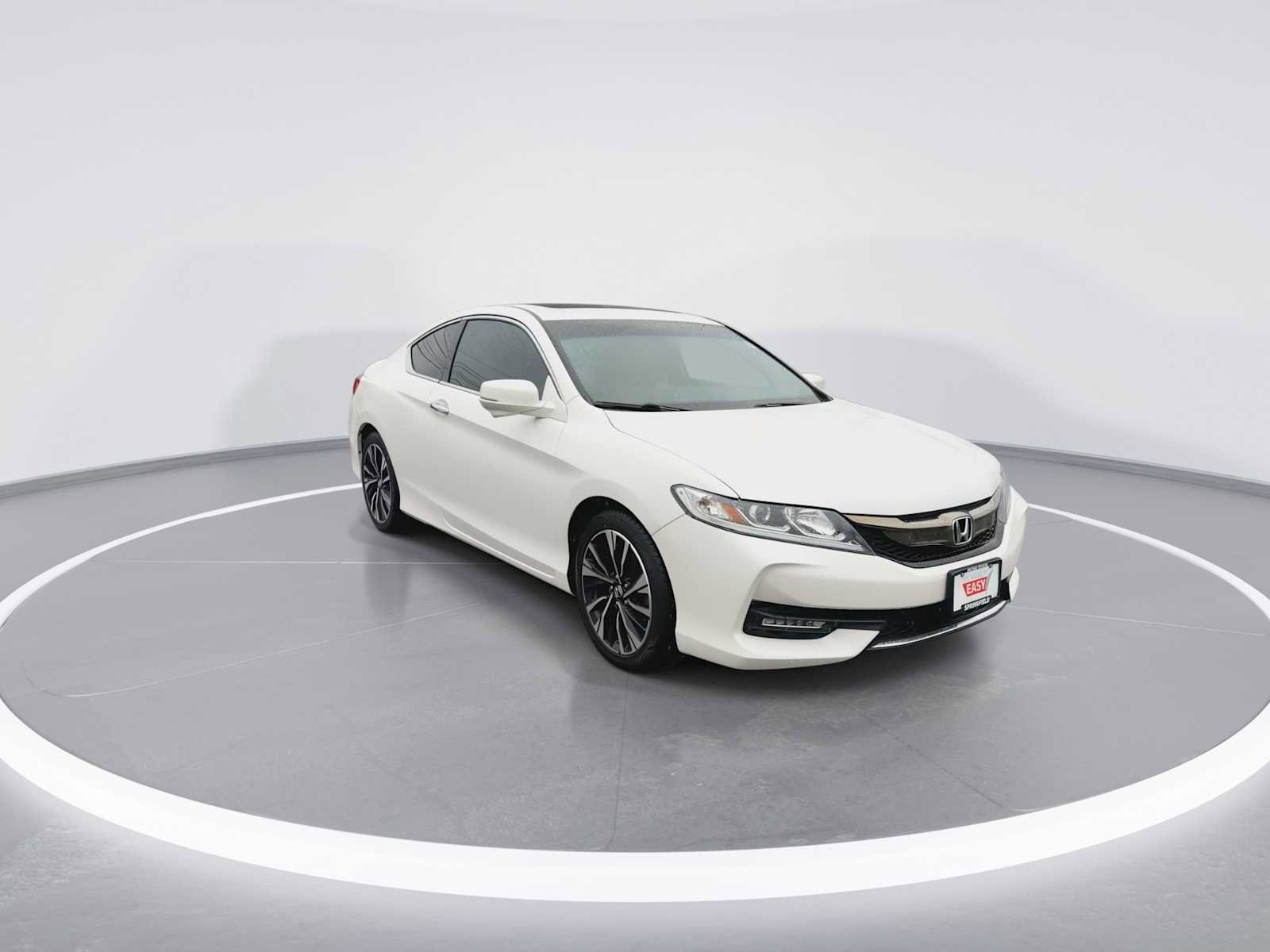 Used 2016 Honda Accord EX image 2