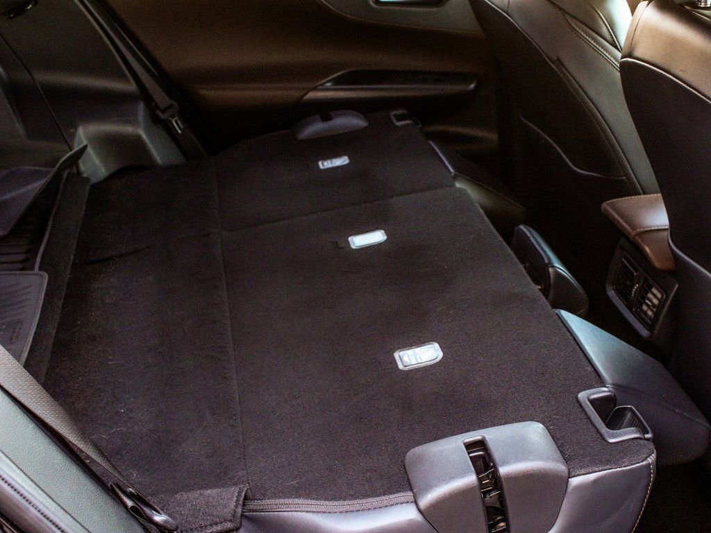 Used 2023 Toyota Venza XLE image 35