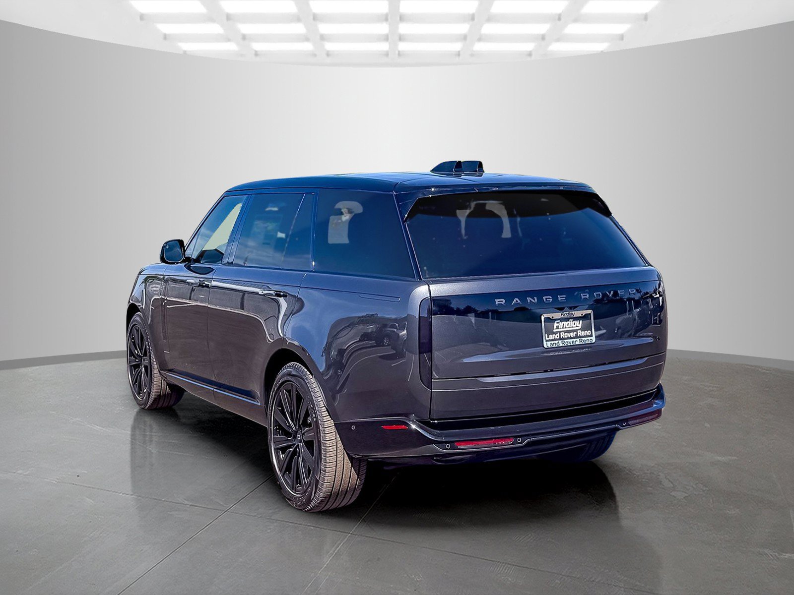New 2027 Land Rover Range Rover Long Wheelbase SE AWD/4WD image 3