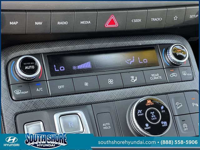 Certified 2024 Hyundai Palisade Limited AWD/4WD image 35