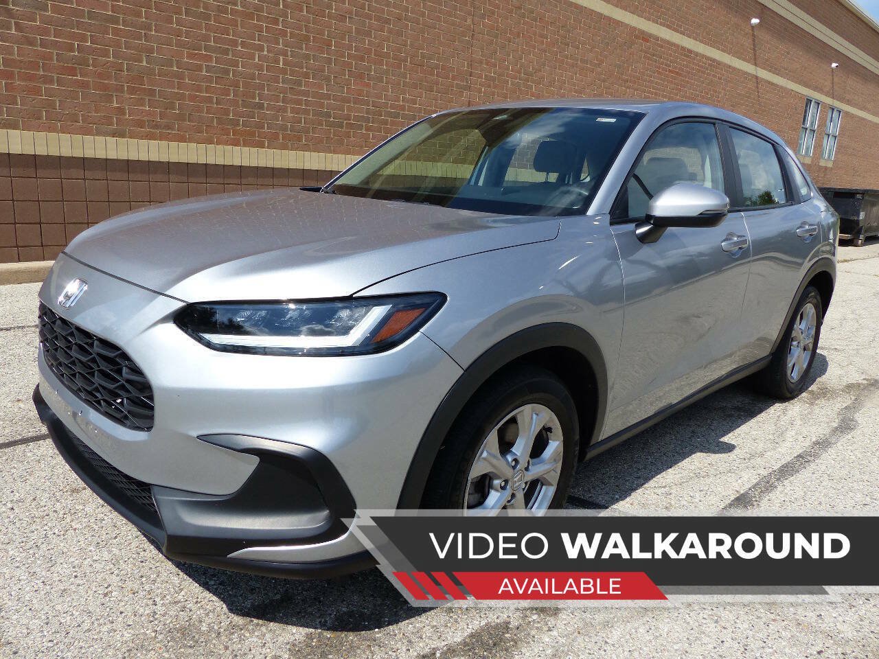 Used 2023 Honda HR-V LX image 1