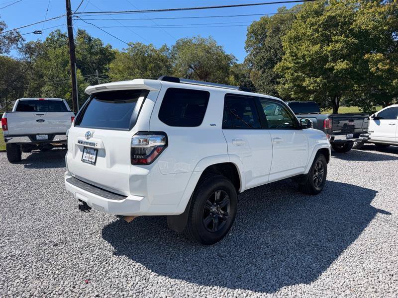 Used 2022 Toyota 4Runner SR5 Premium w/ Moonroof Package RWD image 6