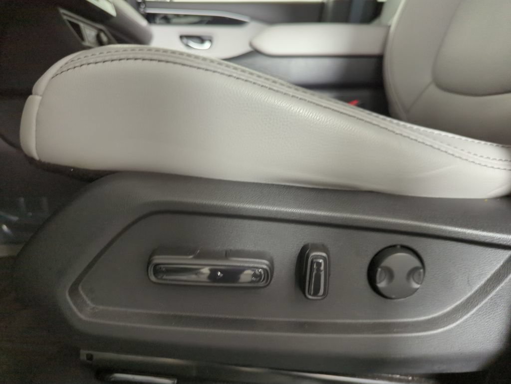 Certified 2025 Honda Pilot EX-L image 26