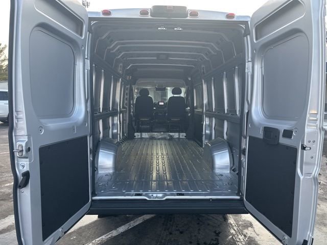 Used 2024 RAM ProMaster 3500 w/ Convenience Group image 13