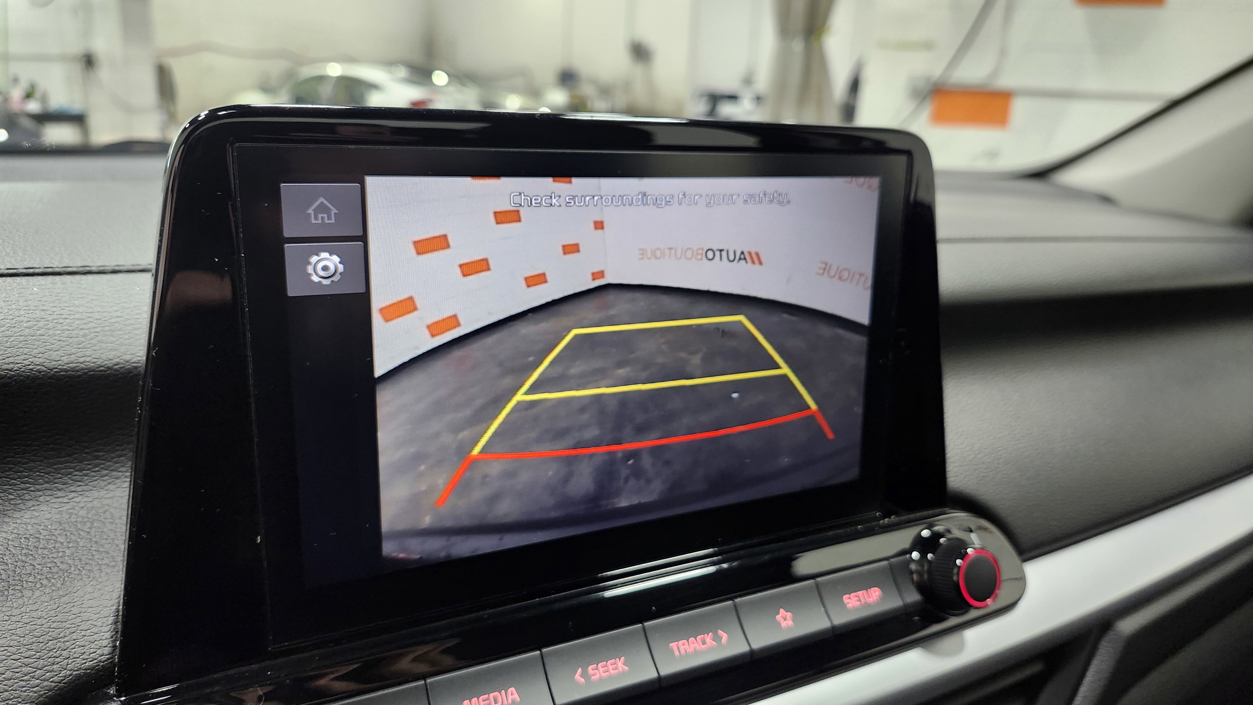 Used 2024 Kia Forte LXS image 2