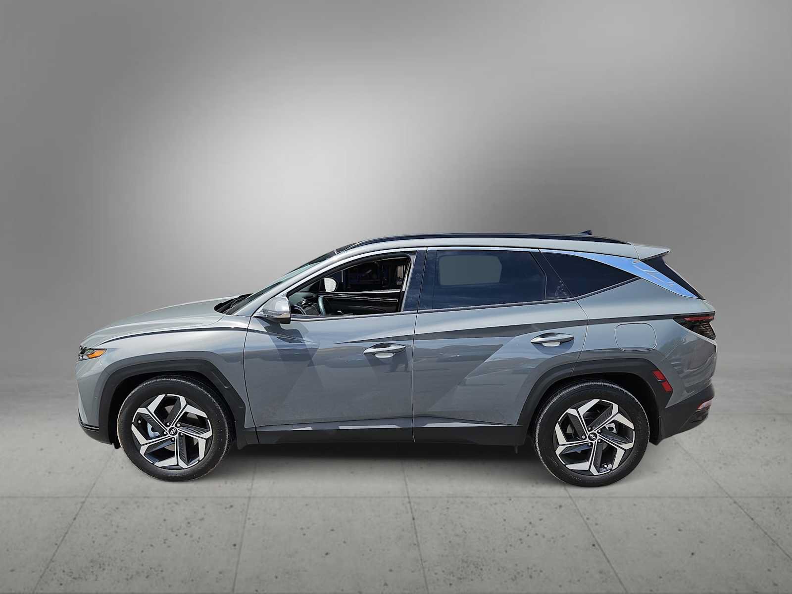 Certified 2024 Hyundai Tucson Limited FWD image 5
