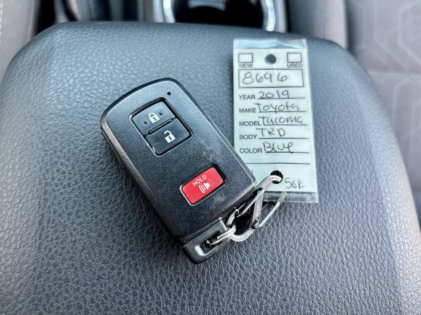 Used 2019 Toyota Tacoma TRD Off-Road AWD/4WD image 26
