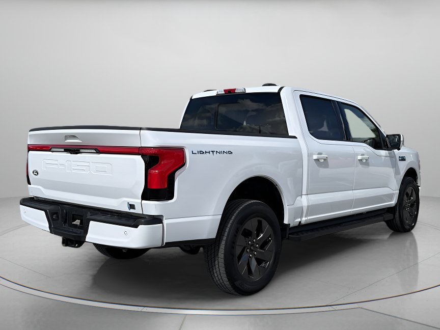 Used 2024 Ford F150 Lightning Lariat AWD/4WD image 3