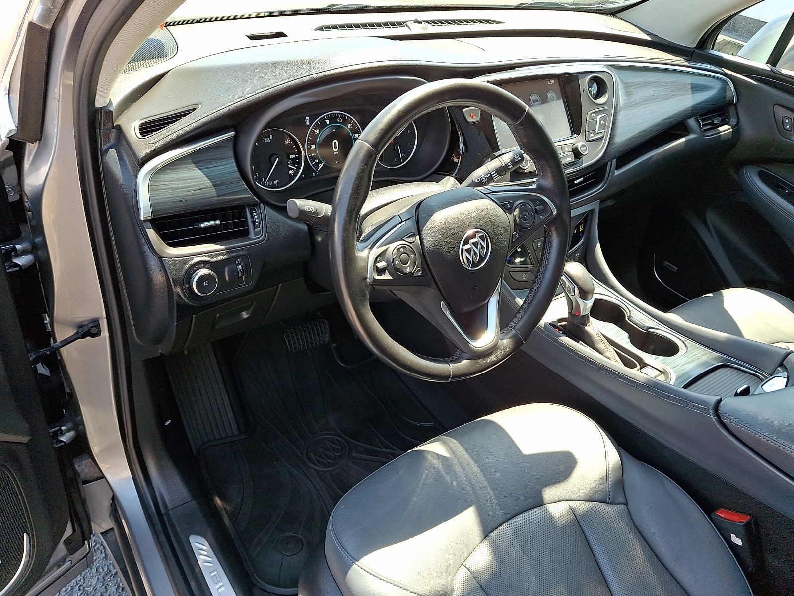 Used 2019 Buick Envision Premium AWD/4WD image 25