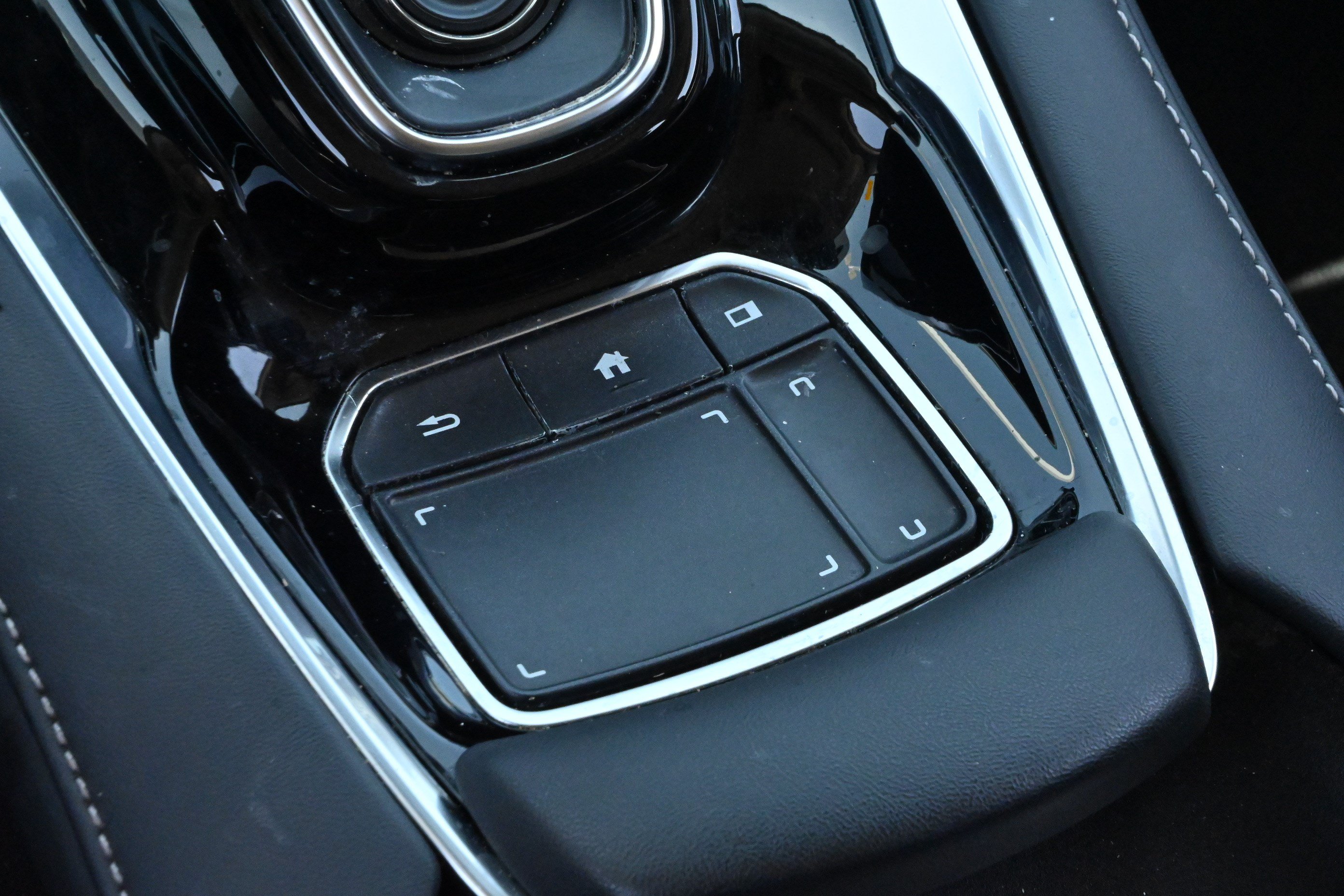 Used 2019 Acura RDX w/ Technology Package AWD/4WD image 23