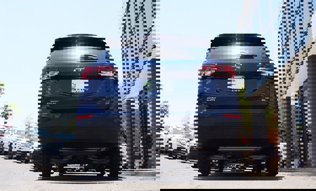 Used 2022 Chevrolet Equinox LS w/ LS Convenience Package image 12