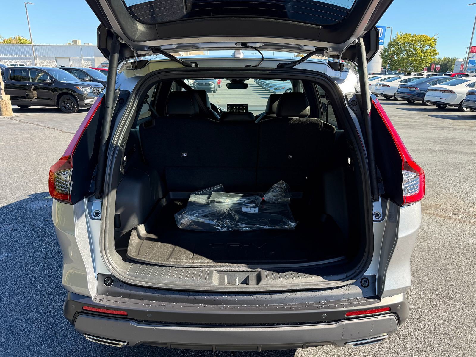 New 2027 Honda CR-V Sport Touring image 8