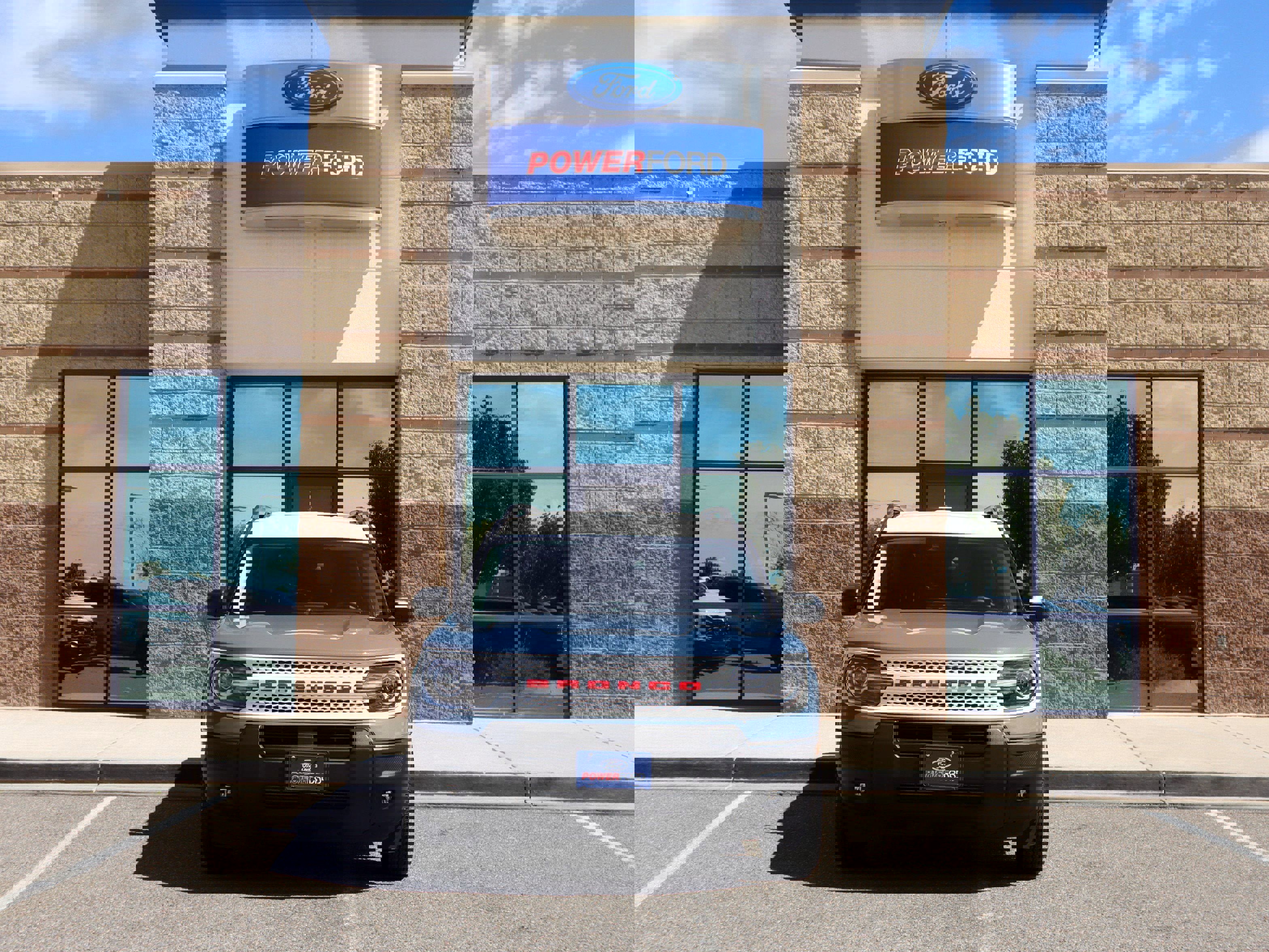 New 2025 Ford Bronco Sport Heritage w/ Convenience Package image 3