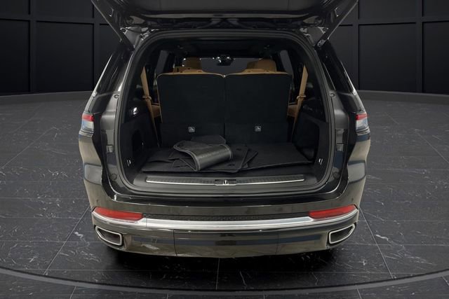 Used 2024 Jeep Grand Cherokee L Summit image 16