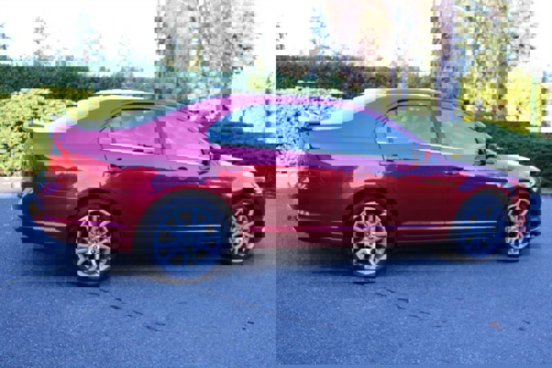 Used 2010 Ford Fusion SEL image 3