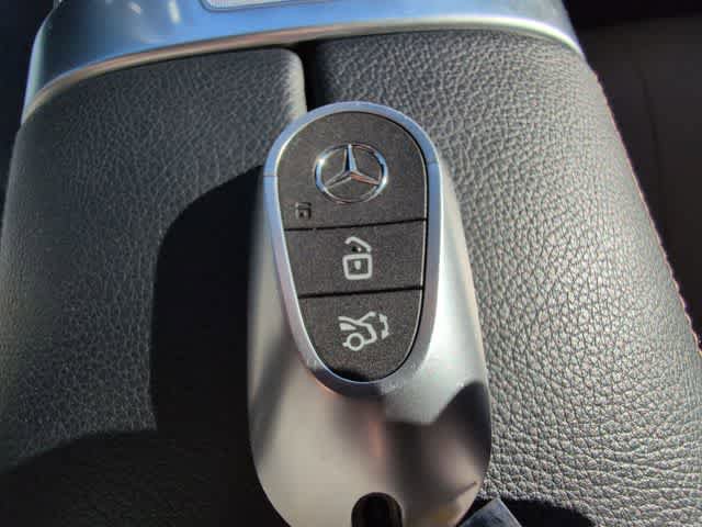 Used 2024 Mercedes-Benz CLE 450 4MATIC Cabriolet image 34