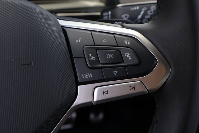 New 2026 Volkswagen Atlas Cross Sport SEL Premium R-Line image 21