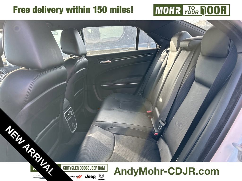 Used 2013 Chrysler 300 C image 12