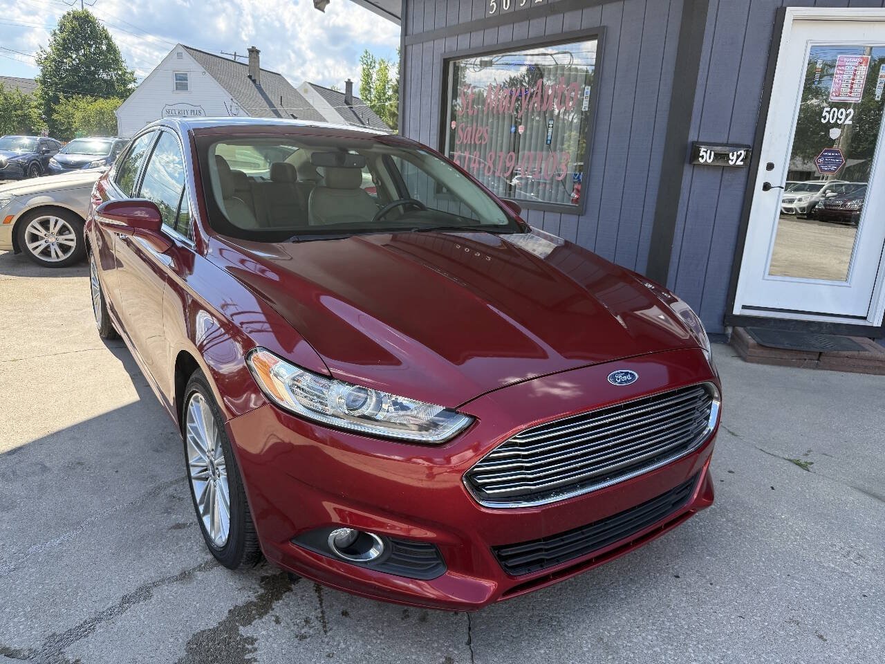 Used 2014 Ford Fusion SE w/ Equipment Group 202A FWD image 1