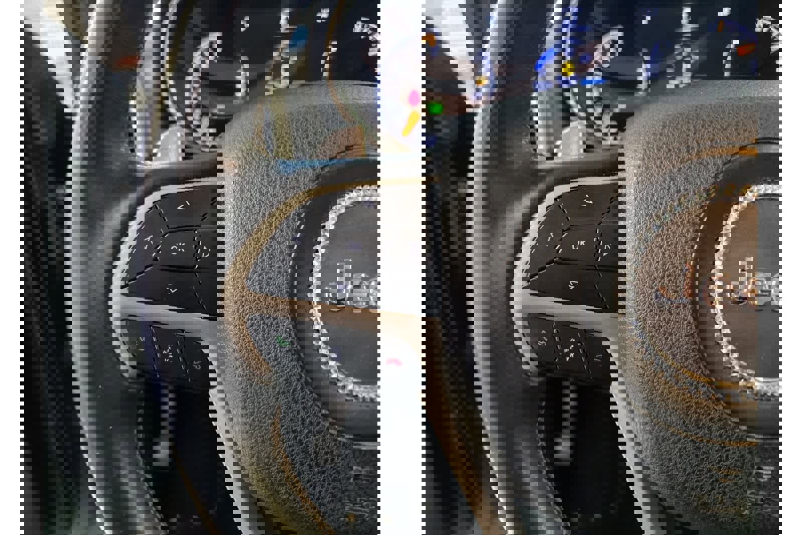 Used 2017 Jeep Grand Cherokee Limited image 26