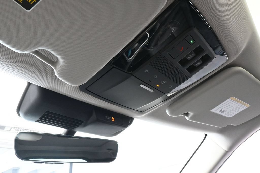 New 2026 Mitsubishi Outlander SEL FWD image 28
