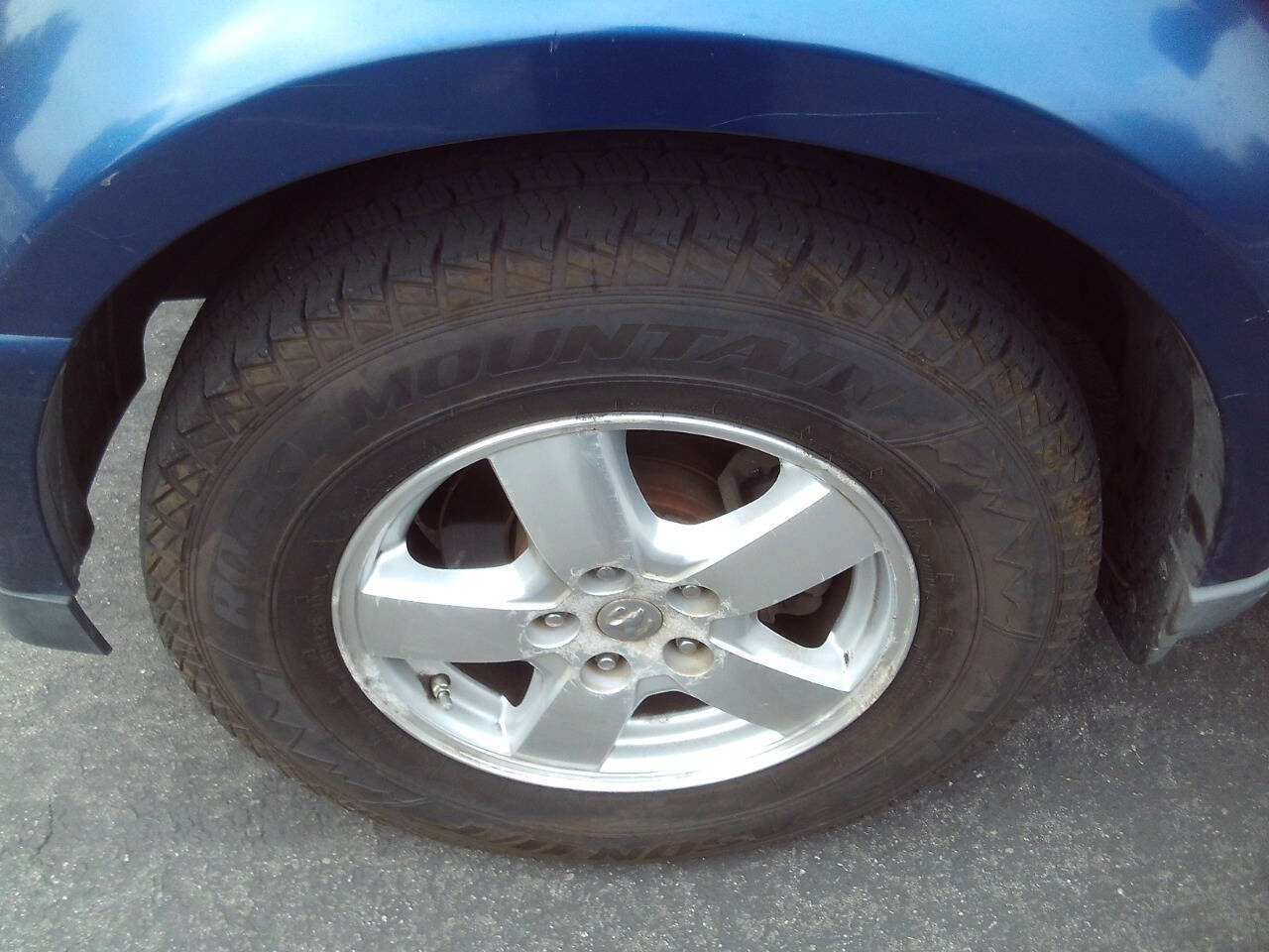 Used 2009 Dodge Nitro SE image 23