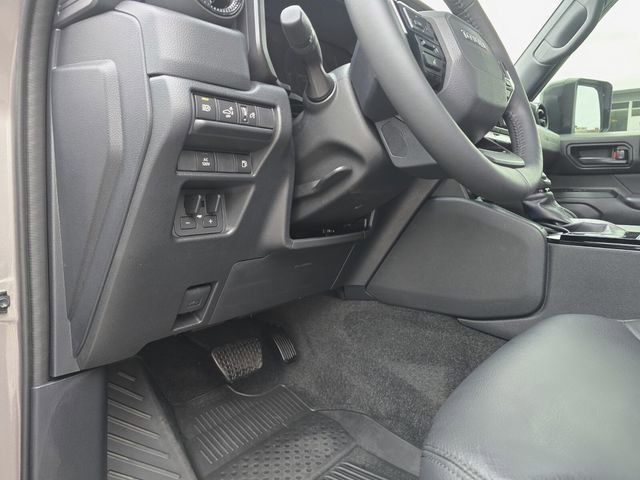 Used 2025 Toyota Land Cruiser image 16