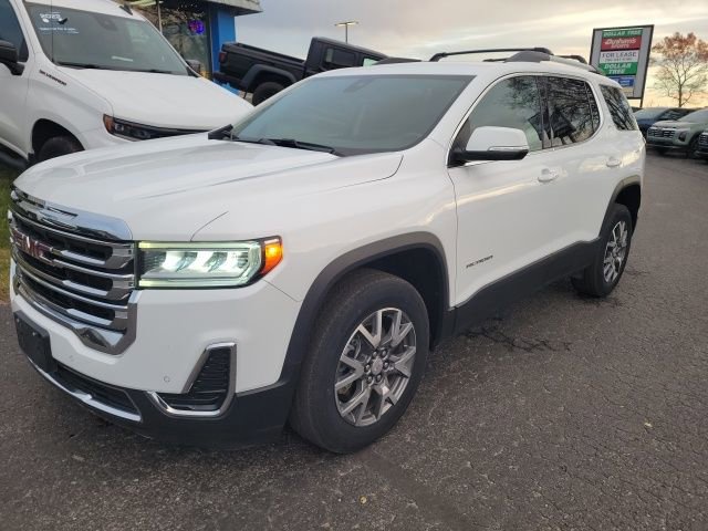 Used 2023 GMC Acadia SLE image 2