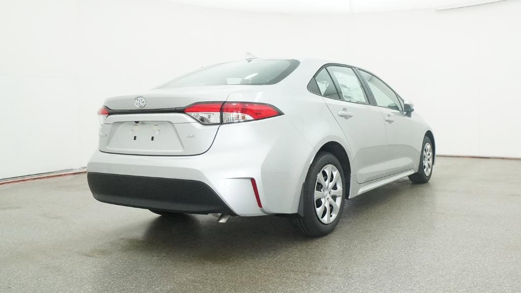 Used 2026 Toyota Corolla LE FWD image 2