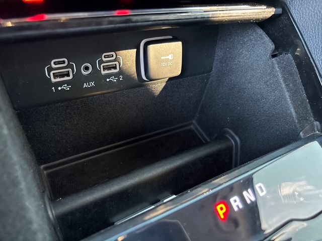 Used 2021 Jeep Grand Cherokee L Limited AWD/4WD image 25