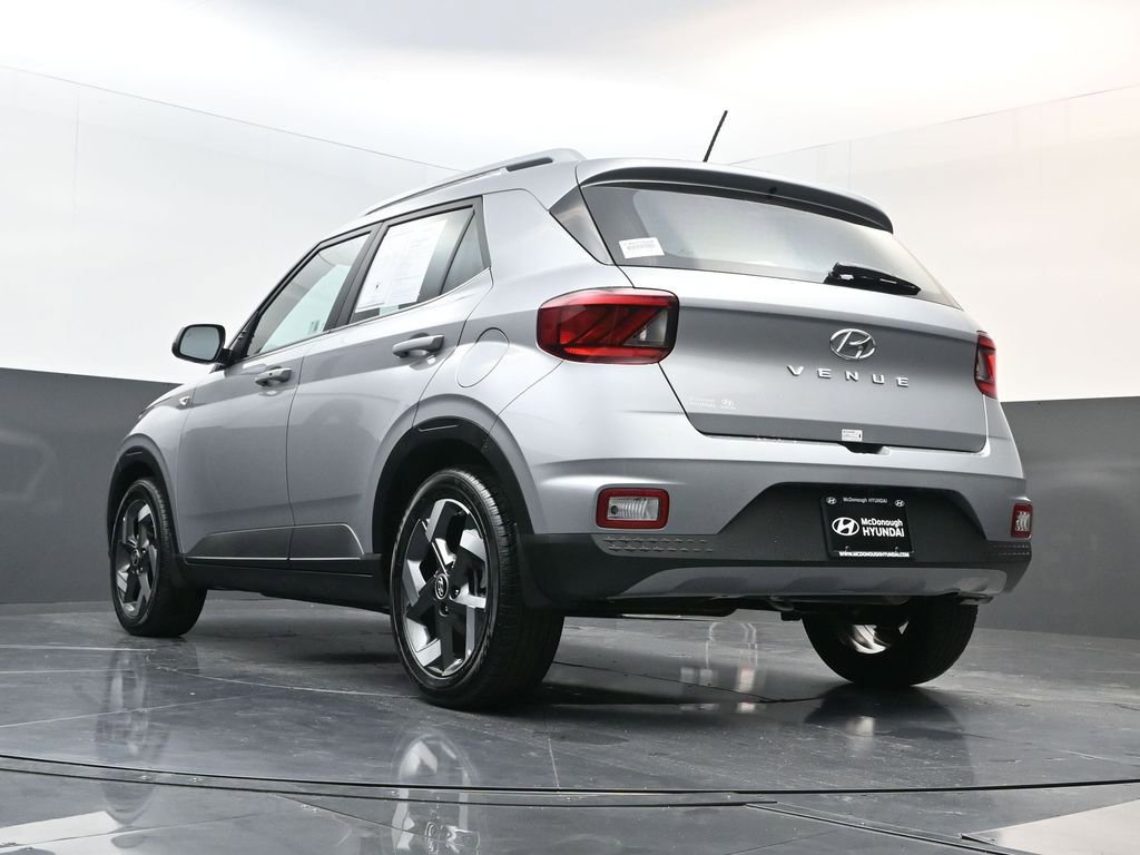 Certified 2025 Hyundai Venue SEL image 27
