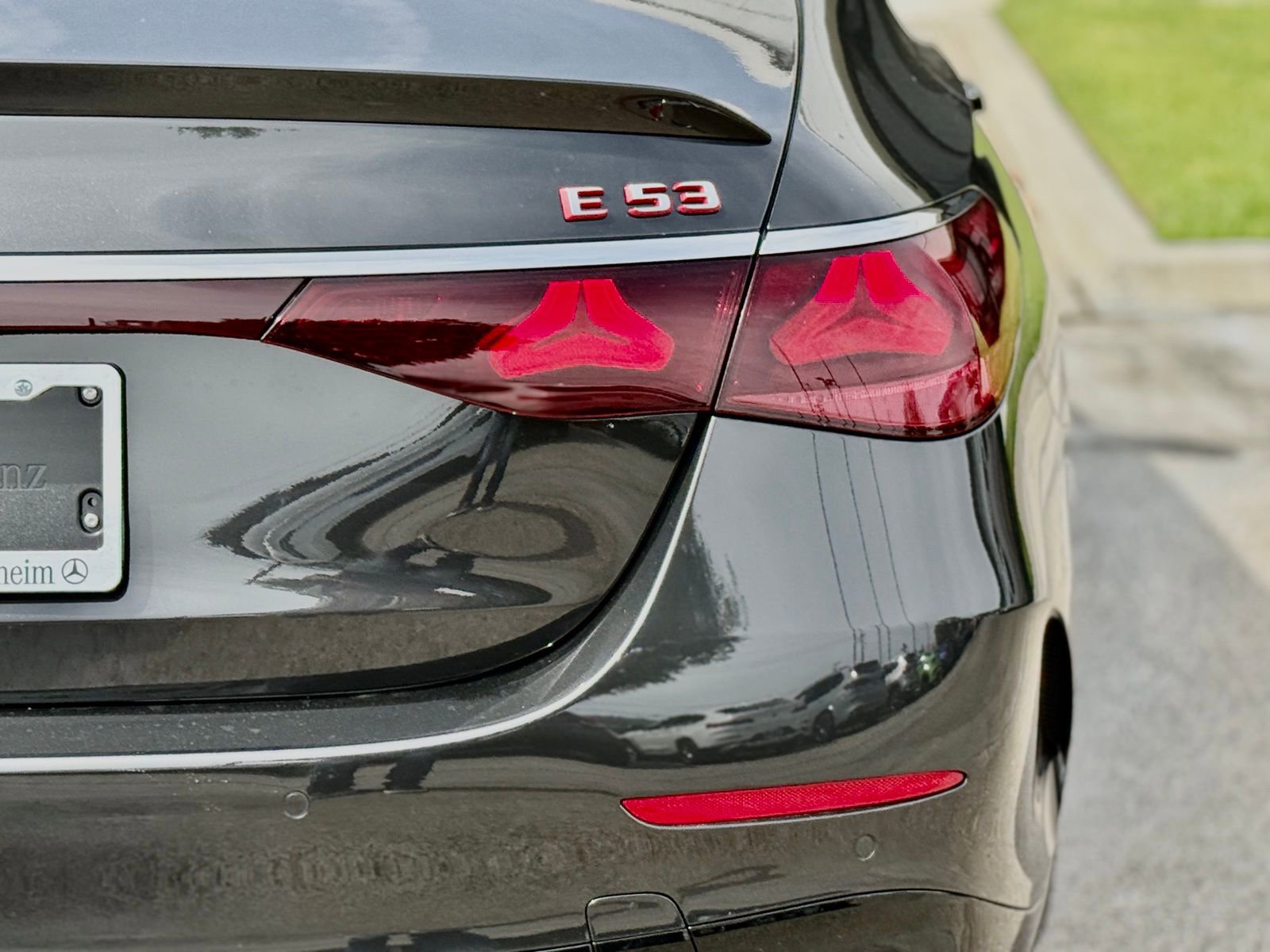 New 2026 Mercedes-Benz E 53 AMG e 4MATIC Sedan image 15