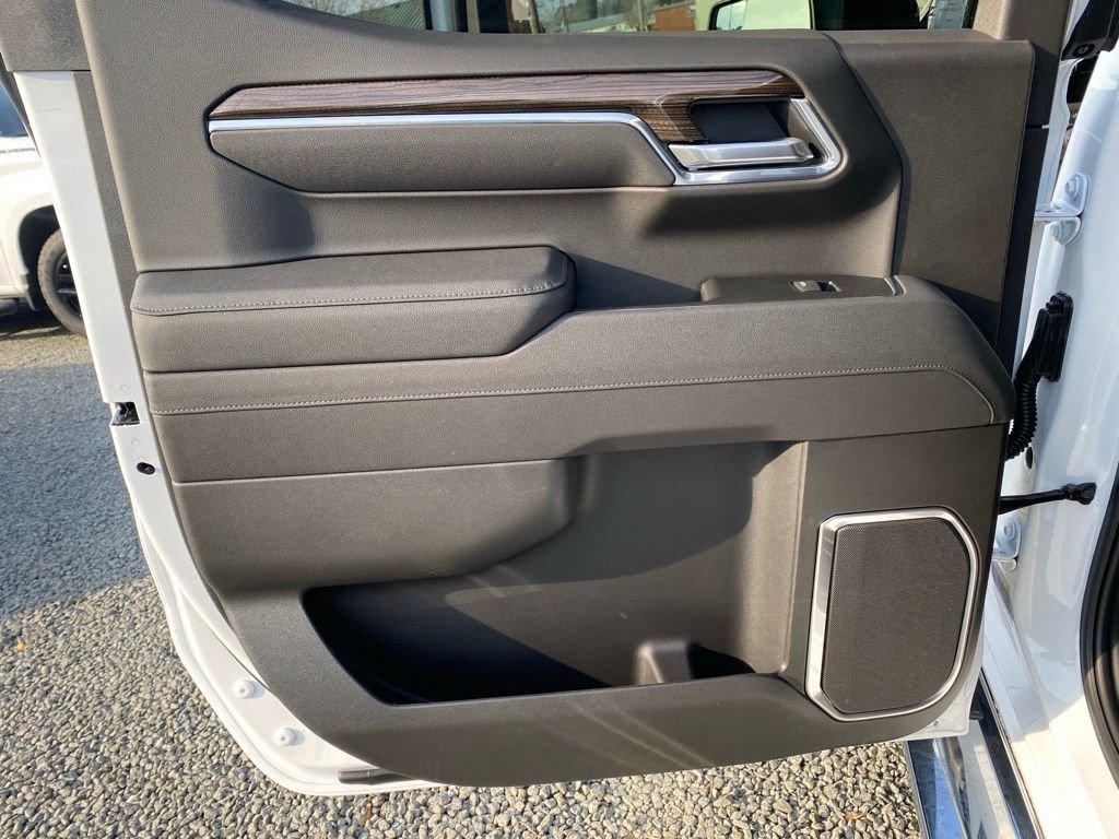 New 2025 Chevrolet Silverado 1500 LT image 16