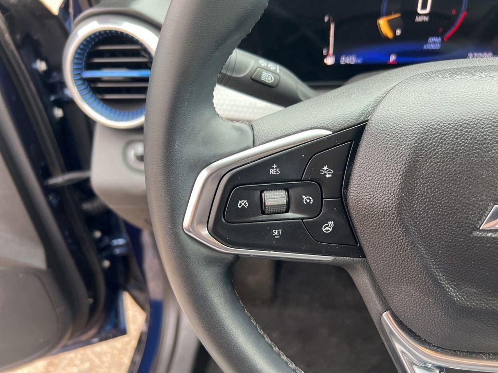 Certified 2024 Chevrolet Trax LT w/ Driver Confidence Package image 18